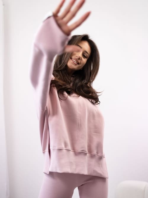 BLUZA MESS BEZ KAPTURA - PUDROWY RÓŻ