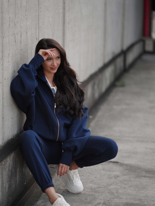 BLUZA DAMSKA OCIEPLANA Z KAPTUREM GRANAT - ONE SIZE