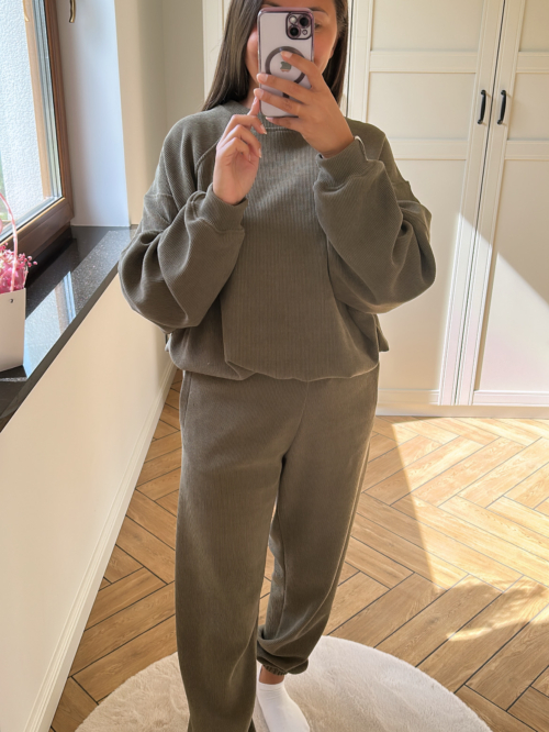 KOMPLET DAMSKI ARIA KHAKI