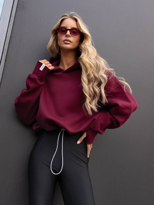BLUZA DAMSKA MILA Z KAPTUREM BORDO LENOSHKA